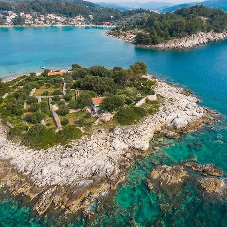 Romana Holiday home Vela Luka