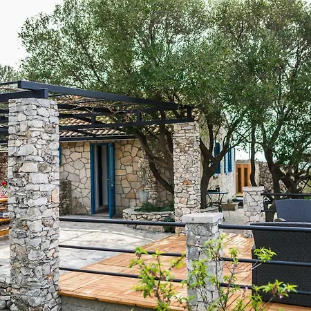 Romana * Vela Luka