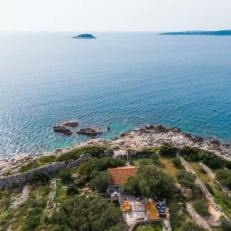 Romana